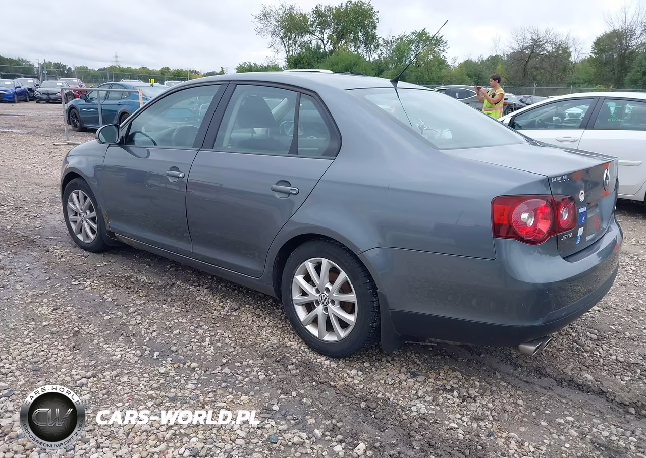2010 Volkswagen Jetta Limited Edition VIN:3VWRX7AJ7AM145163 - 3