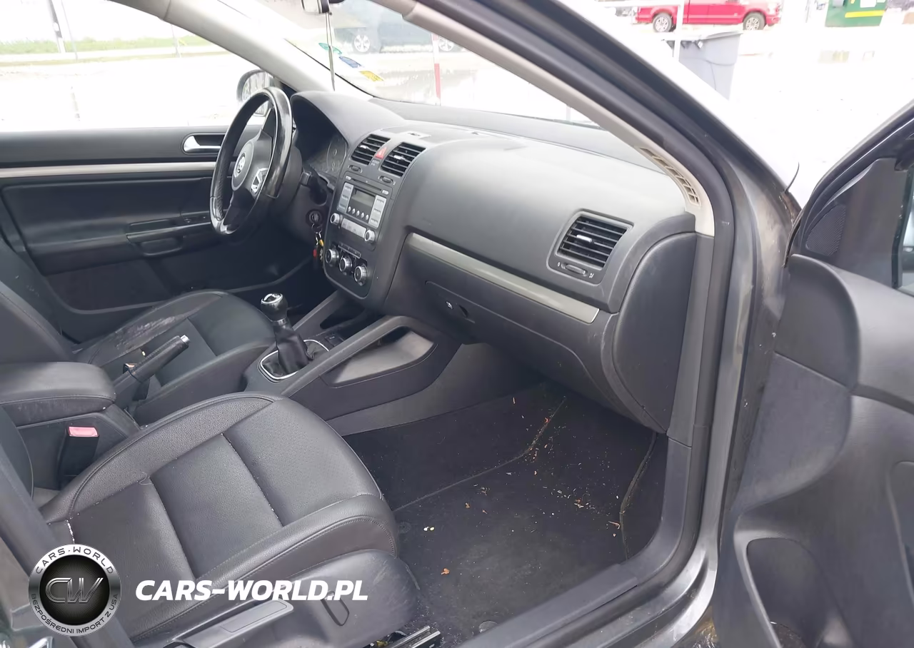 2010 Volkswagen Jetta Limited Edition VIN:3VWRX7AJ7AM145163 - 5