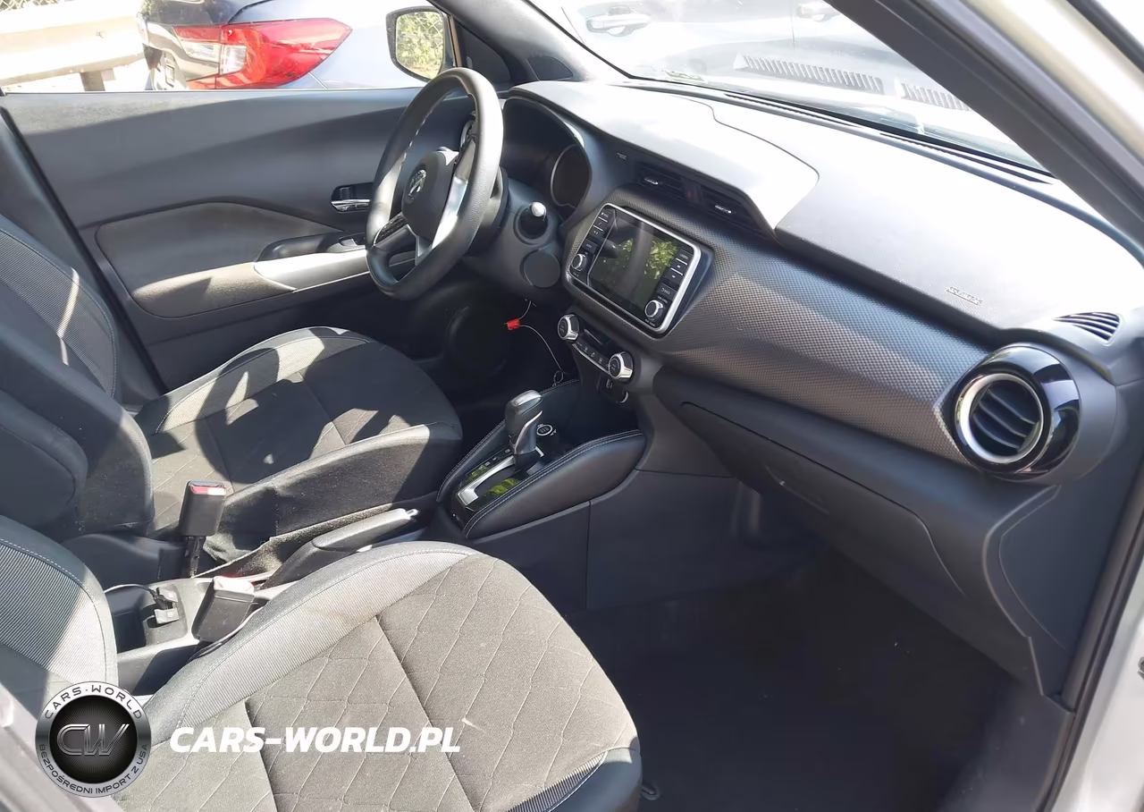 2018 Nissan Kicks Sv VIN:3N1CP5CU7JL541428 - 5