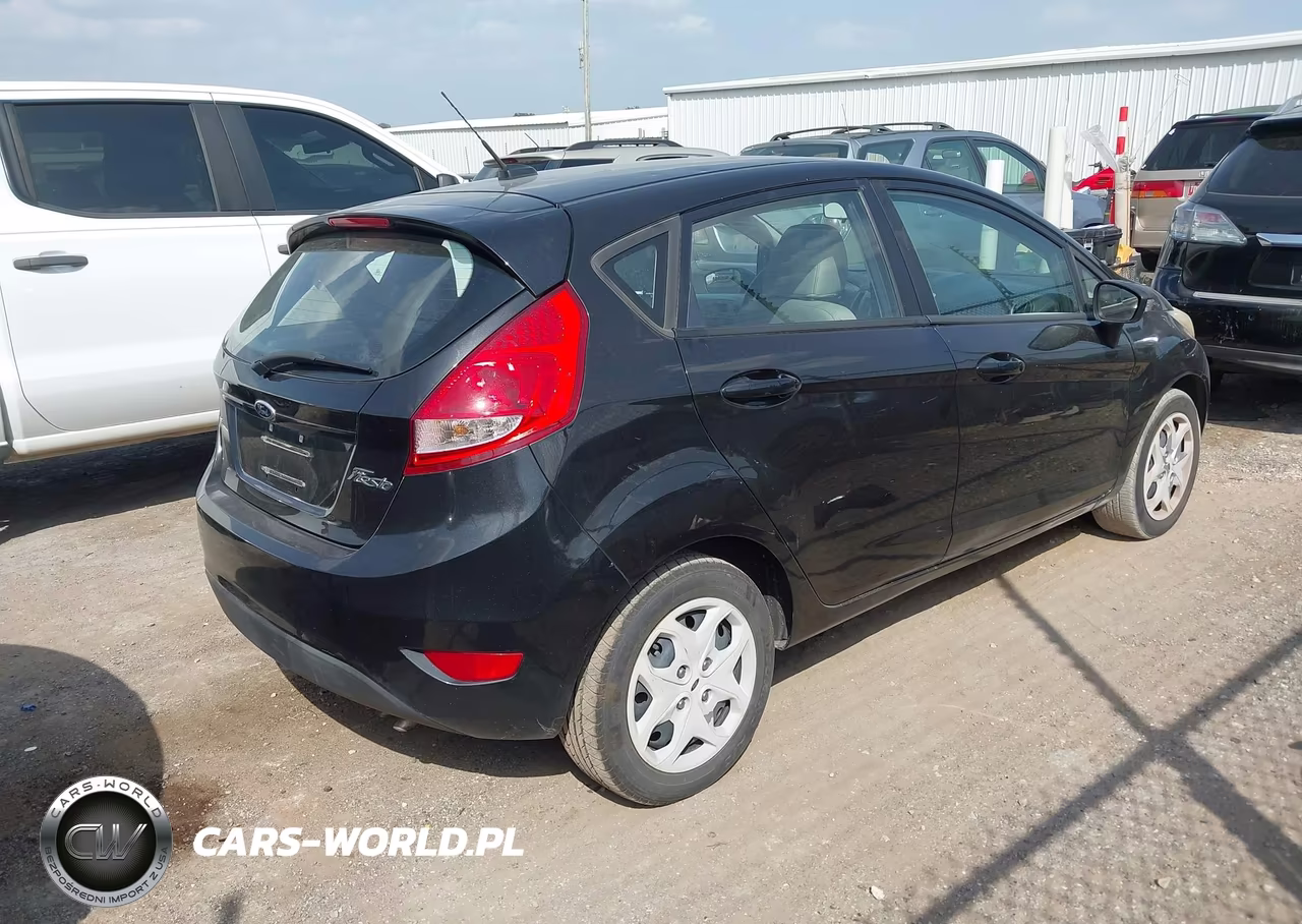 2013 Ford Fiesta Se VIN:3FADP4EJ9DM113850 - 4