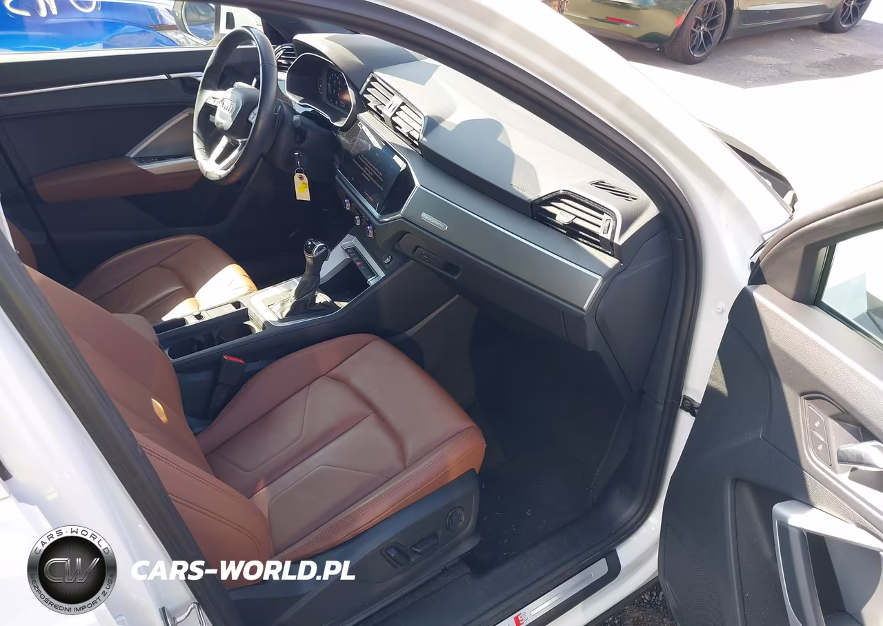 2025 Audi Q3 Premium 45 Tfsi S Line Quattro Tiptronic VIN:WA1DECF33S1018294 - 5