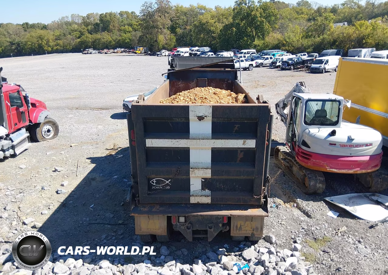 2005 Kenworth Construction T800 VIN:1NKDXBEXX5J104297 - 17