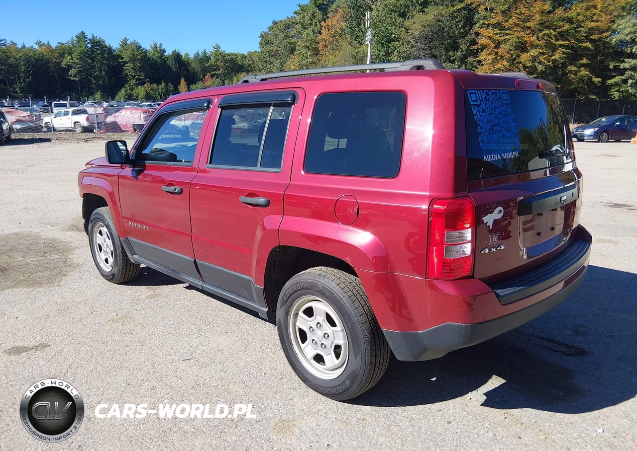 2015 Jeep Patriot Sport VIN:1C4NJRBBXFD155131 - 3