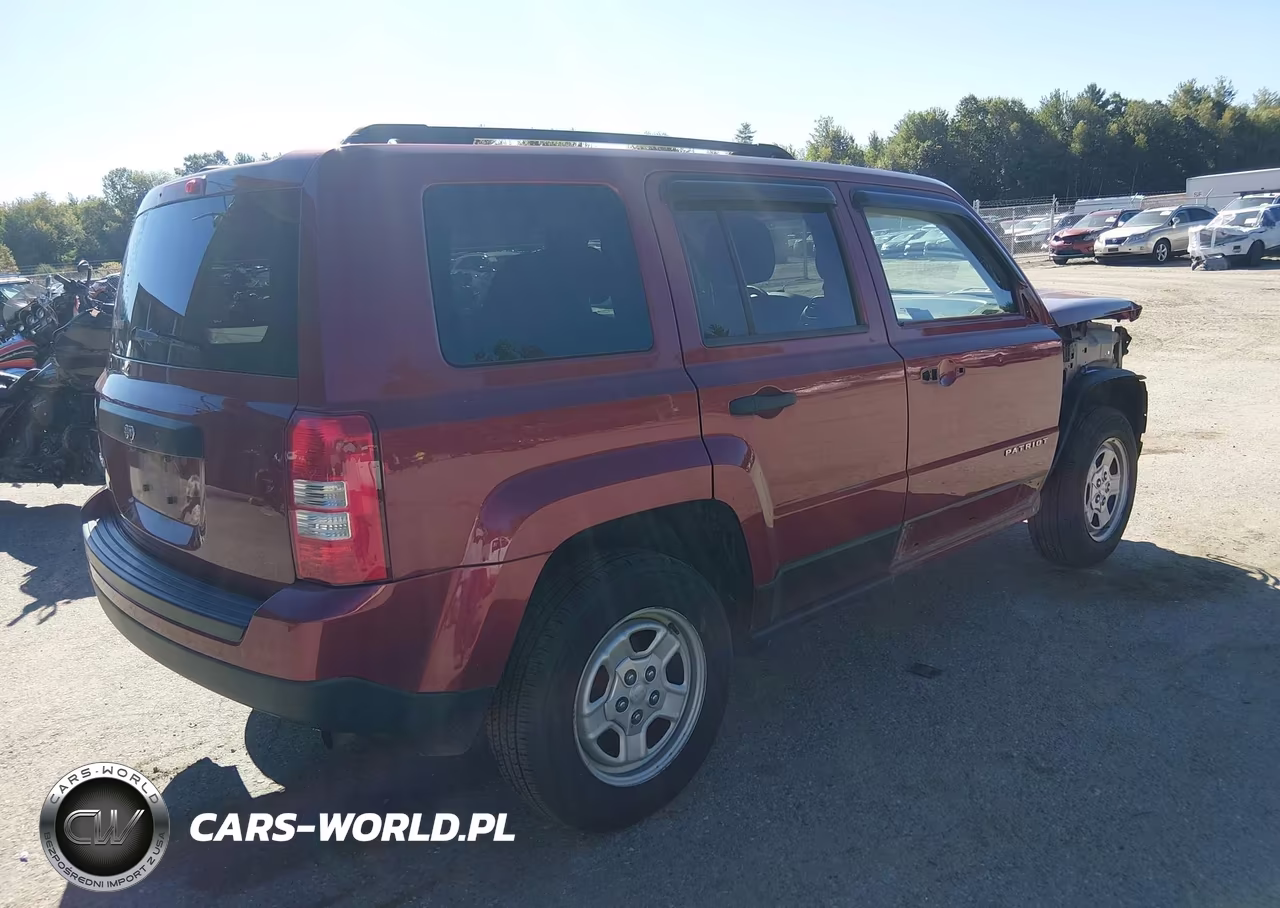 2015 Jeep Patriot Sport VIN:1C4NJRBBXFD155131 - 4