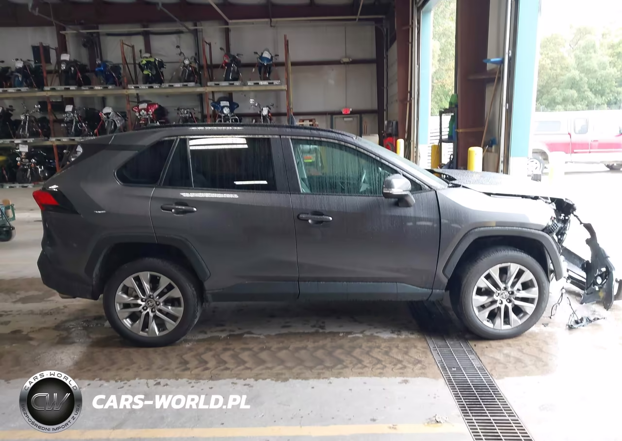 2022 Toyota Rav4 Xle Premium VIN:2T3A1RFV9NC310029 - 13