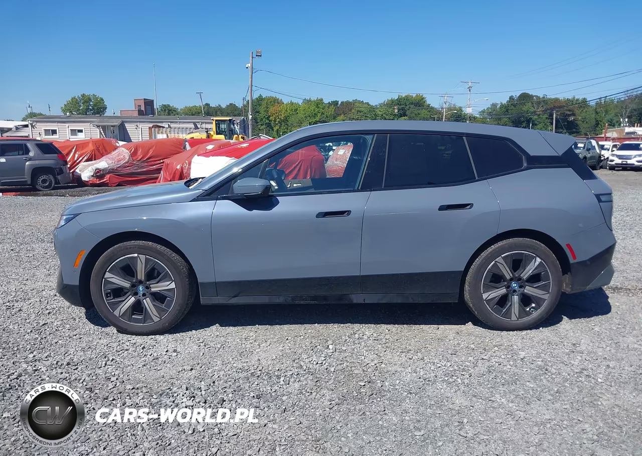 2024 BMW Ix xDrive50 VIN:WB523CF06RCR12115 - 14