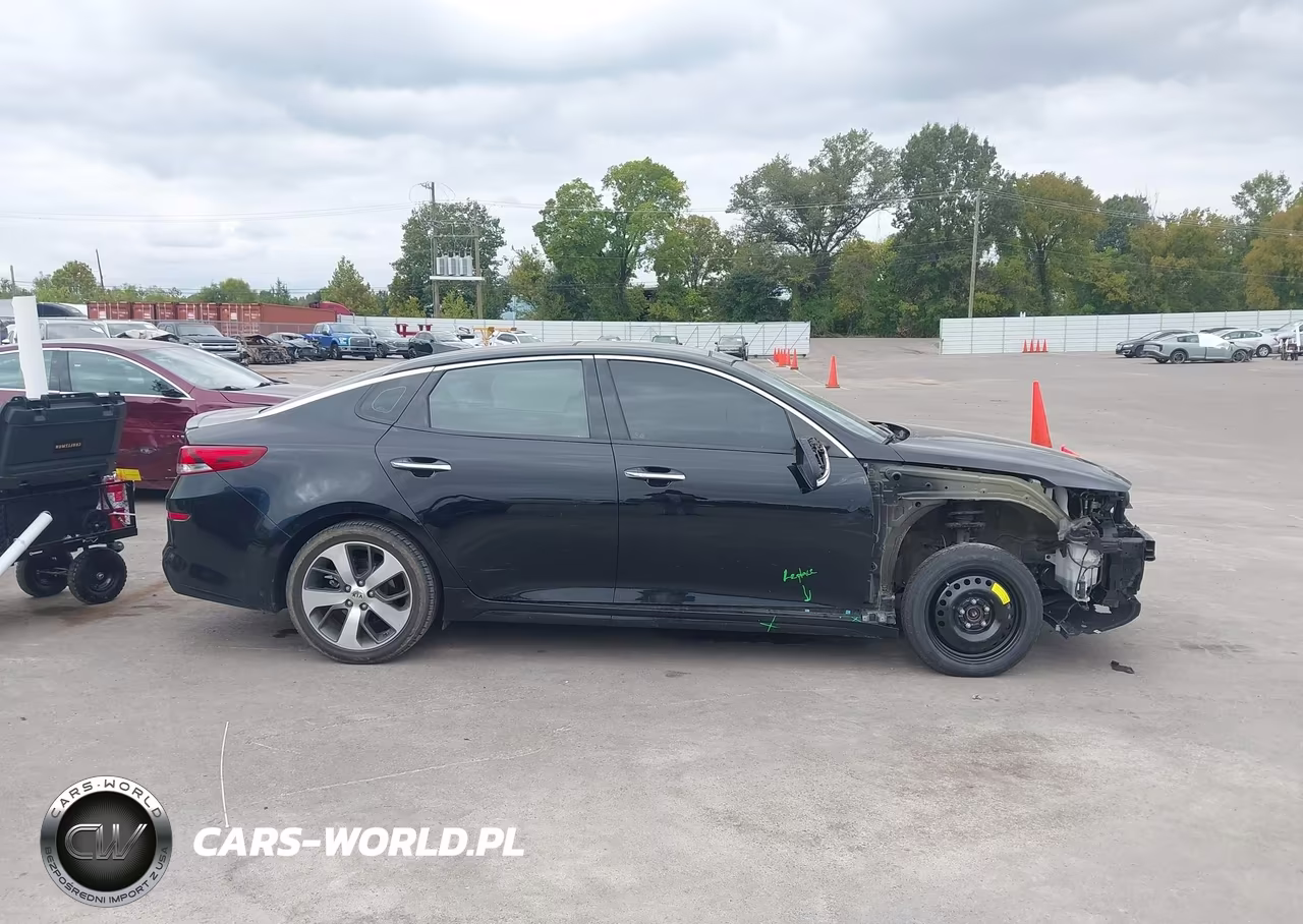 2019 Kia Optima S VIN:5XXGT4L39KG348805 - 13