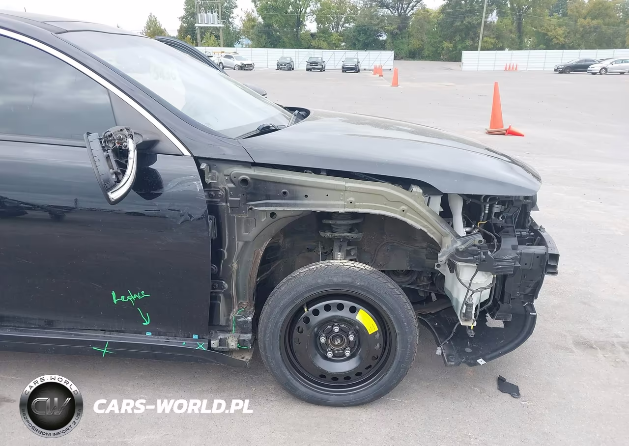2019 Kia Optima S VIN:5XXGT4L39KG348805 - 18