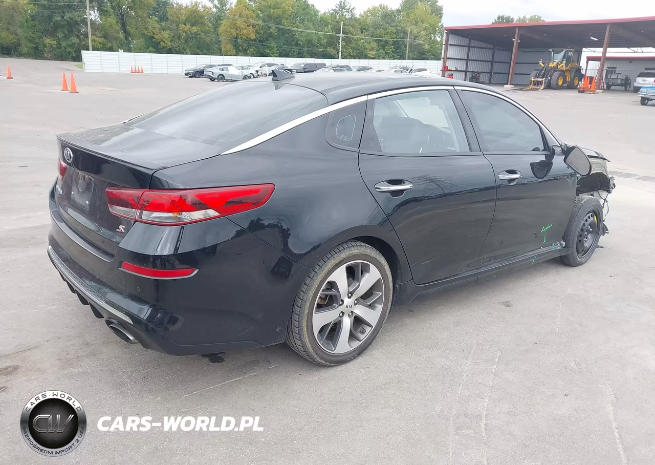 2019 Kia Optima S VIN:5XXGT4L39KG348805 - 4