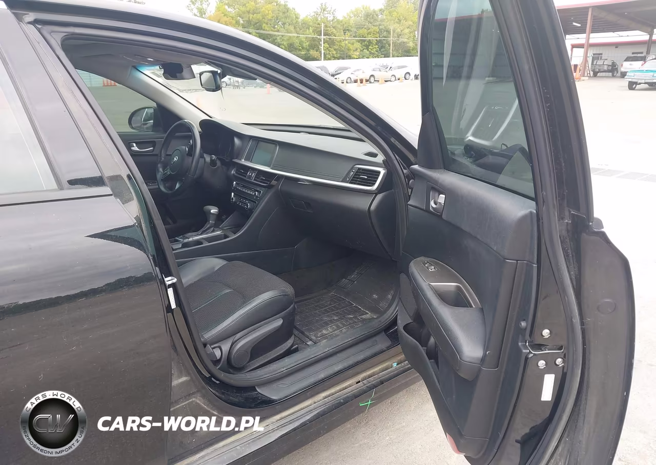 2019 Kia Optima S VIN:5XXGT4L39KG348805 - 5