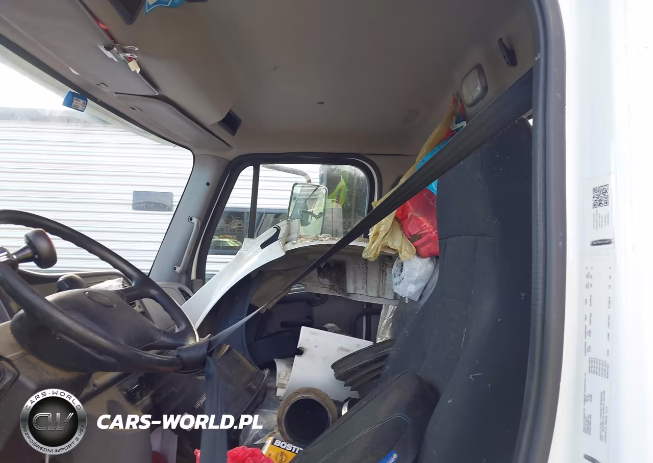 2019 Freightliner M2 106 VIN:1FVACWFC3KHKK4632 - 7