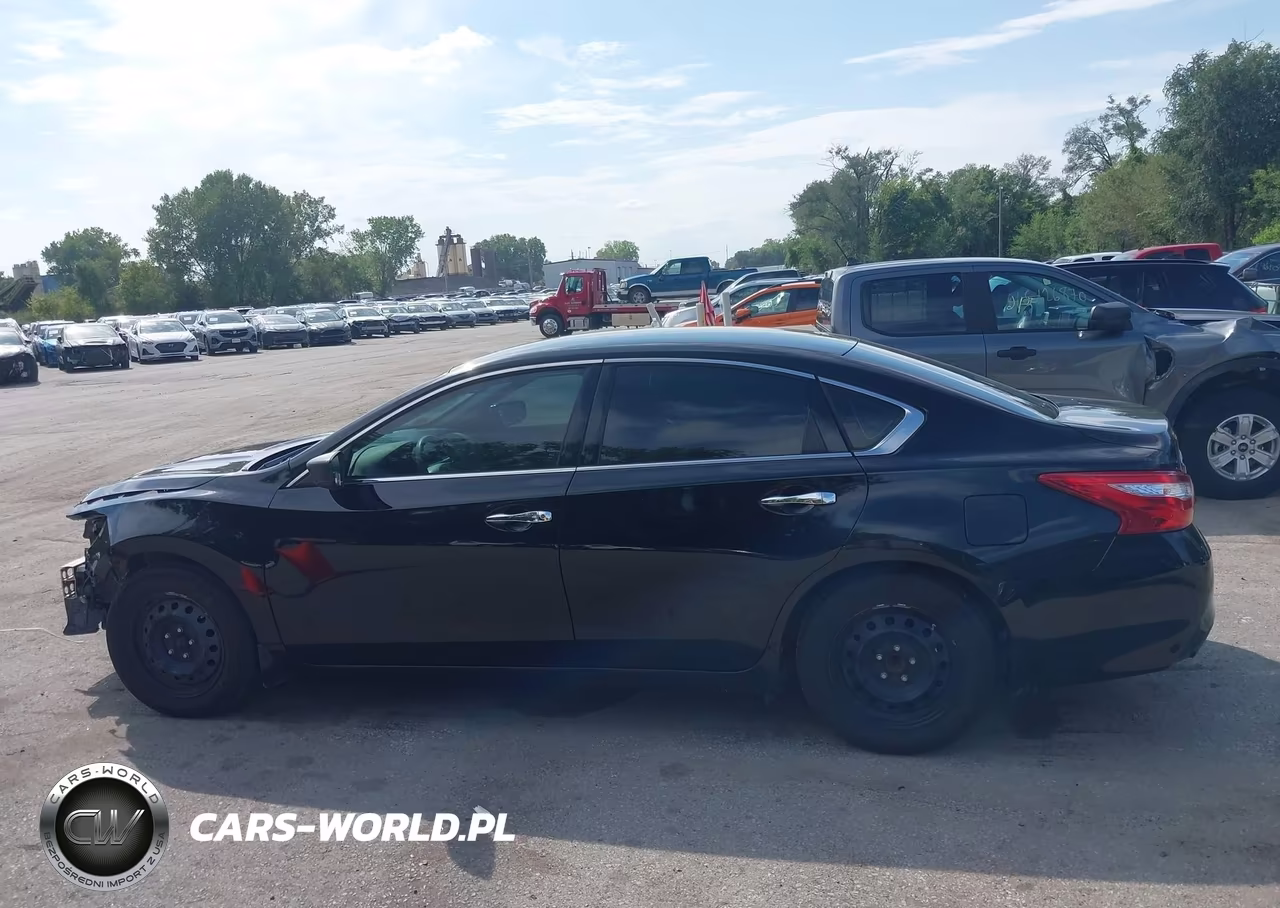 2016 Nissan Altima 2.5 S VIN:1N4AL3AP1GC188552 - 14