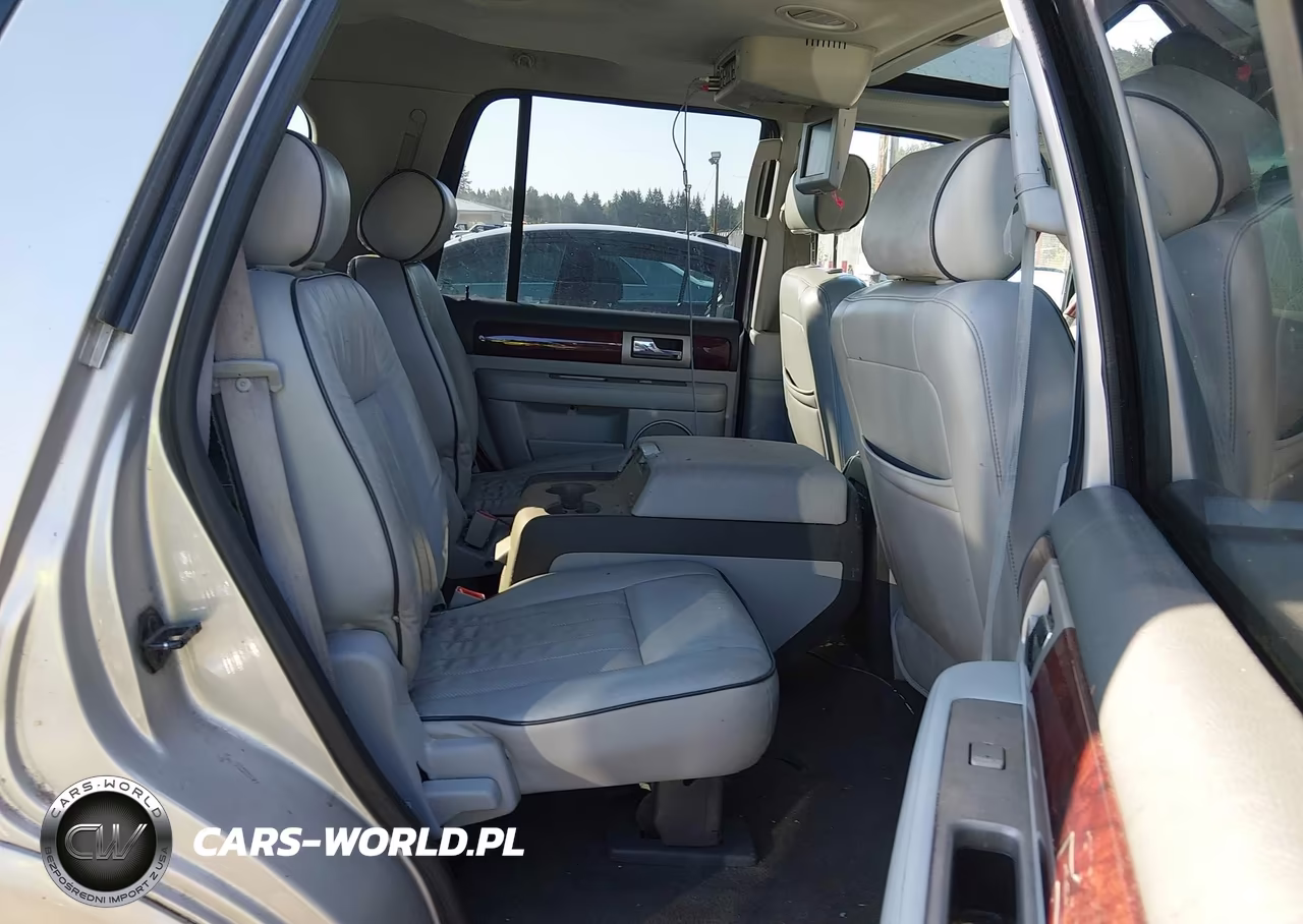 2006 Lincoln Navigator VIN:5LMFU28556LJ15302 - 8