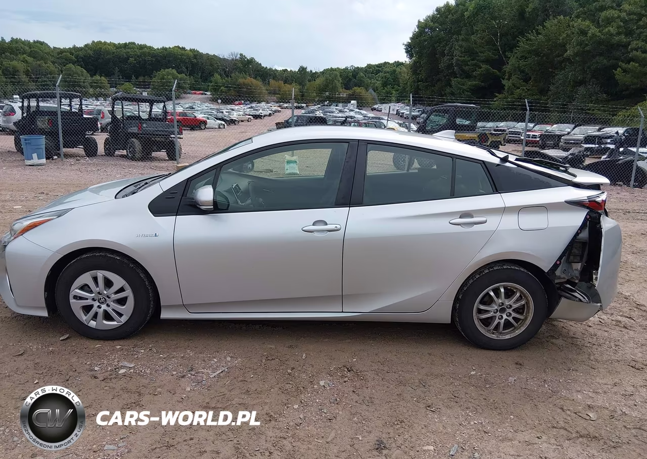 2016 Toyota Prius Two VIN:JTDKBRFU6G3523243 - 14
