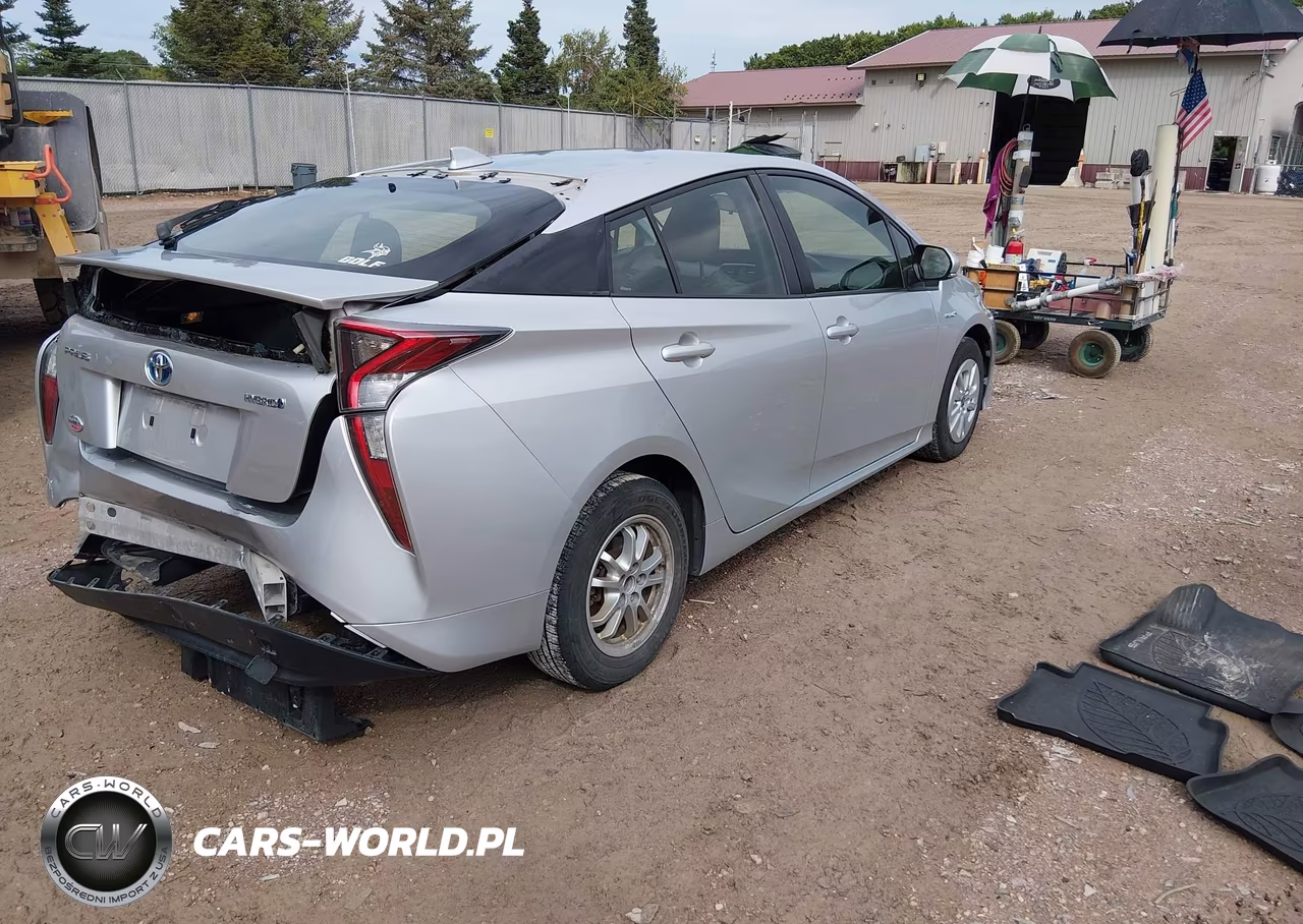 2016 Toyota Prius Two VIN:JTDKBRFU6G3523243 - 4
