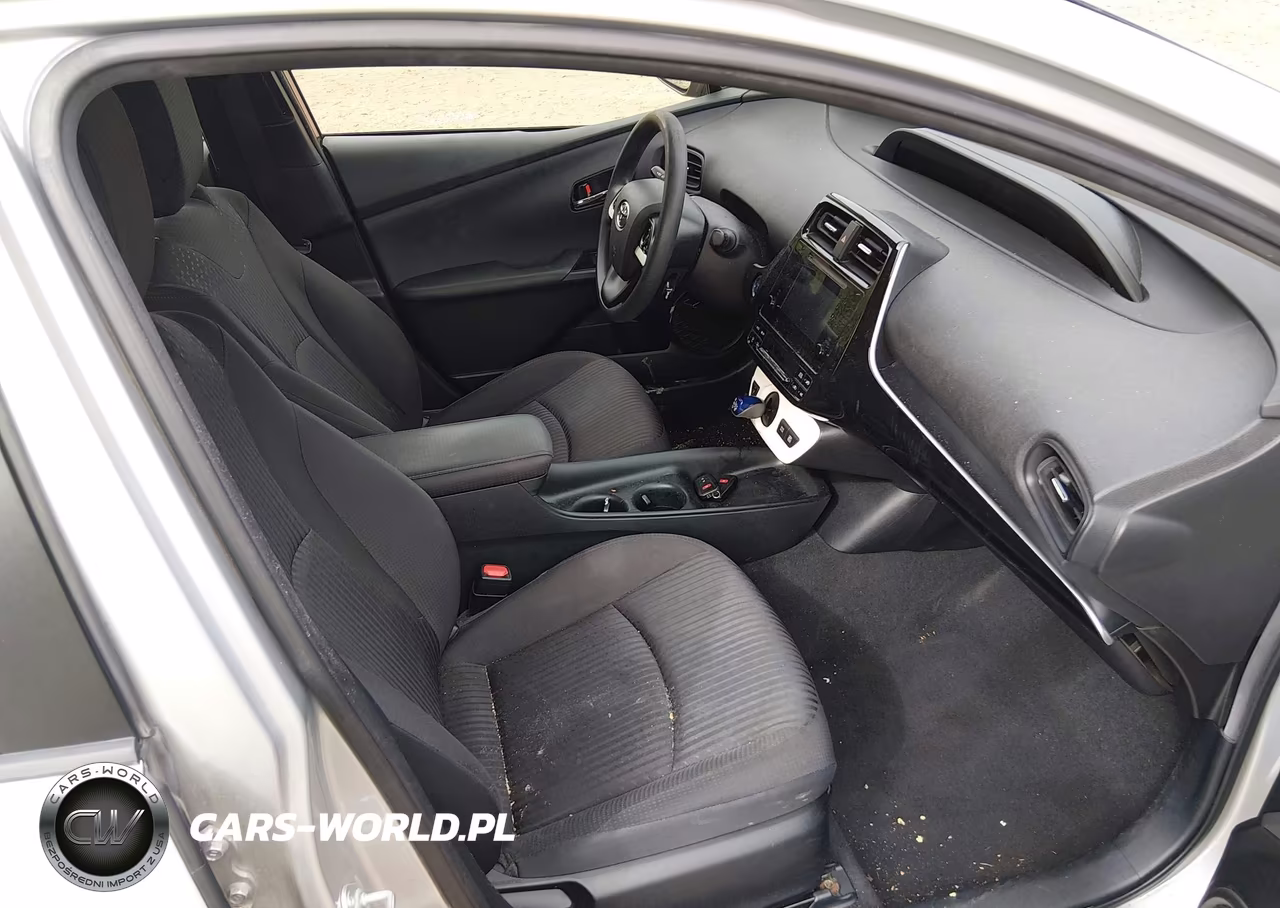 2016 Toyota Prius Two VIN:JTDKBRFU6G3523243 - 5