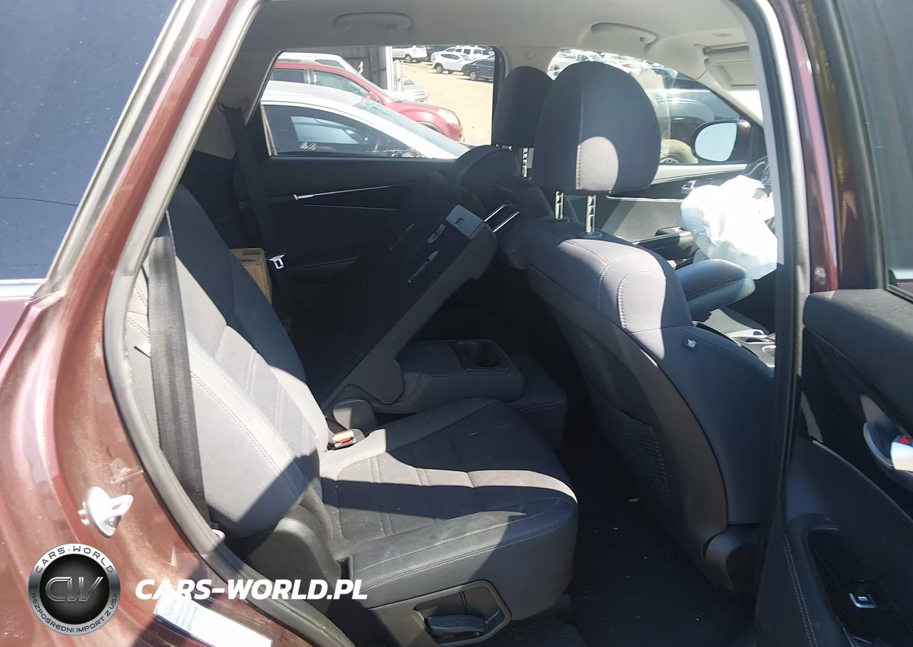 2019 Kia Sorento 2.4L Lx VIN:5XYPG4A35KG448192 - 8