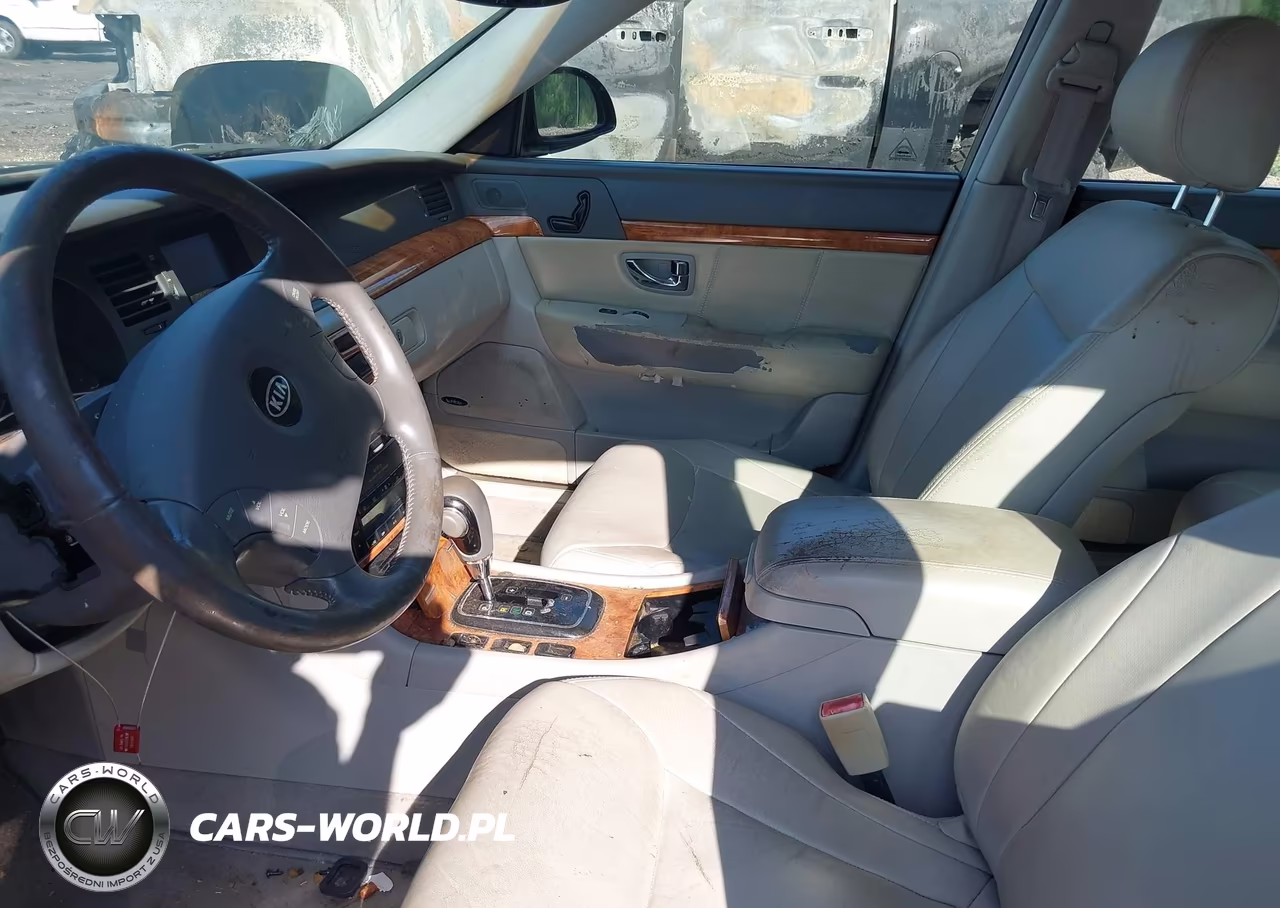 2005 Kia Amanti VIN:KNALD124555074822 - 13