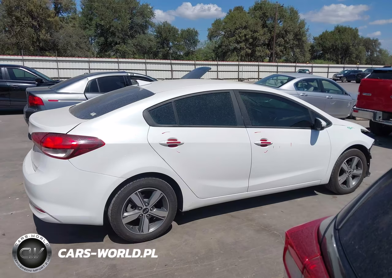 2018 Kia Forte Lx VIN:3KPFL4A73JE241712 - 14