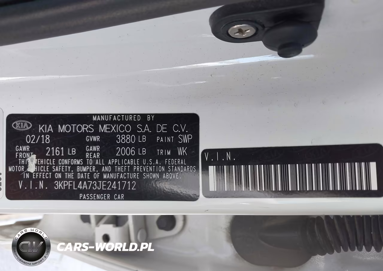 2018 Kia Forte Lx VIN:3KPFL4A73JE241712 - 9