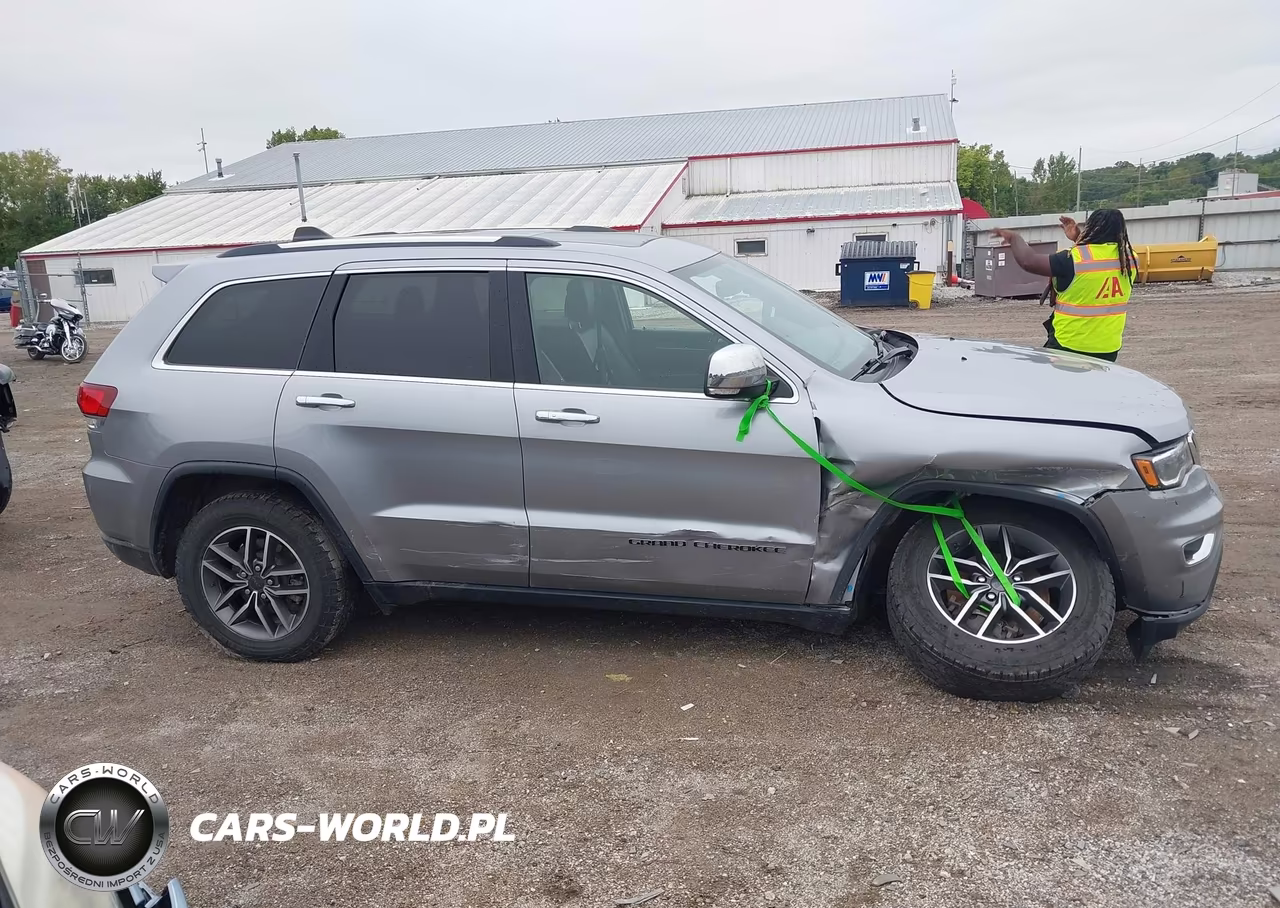 2021 Jeep Grand Cherokee Limited 4X4 VIN:1C4RJFBG8MC593855 - 13