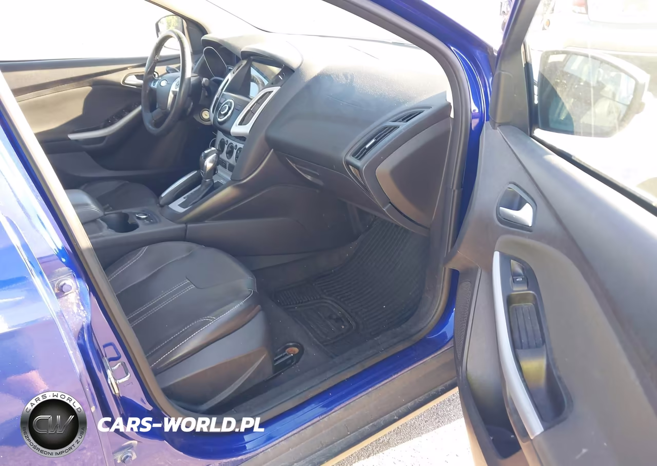 2013 Ford Focus Se VIN:1FADP3F25DL137324 - 5