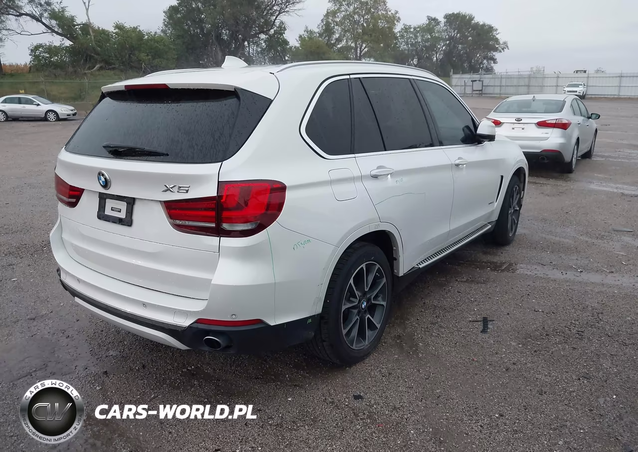 2017 BMW X5 xDrive35I VIN:5UXKR0C55H0U50243 - 4