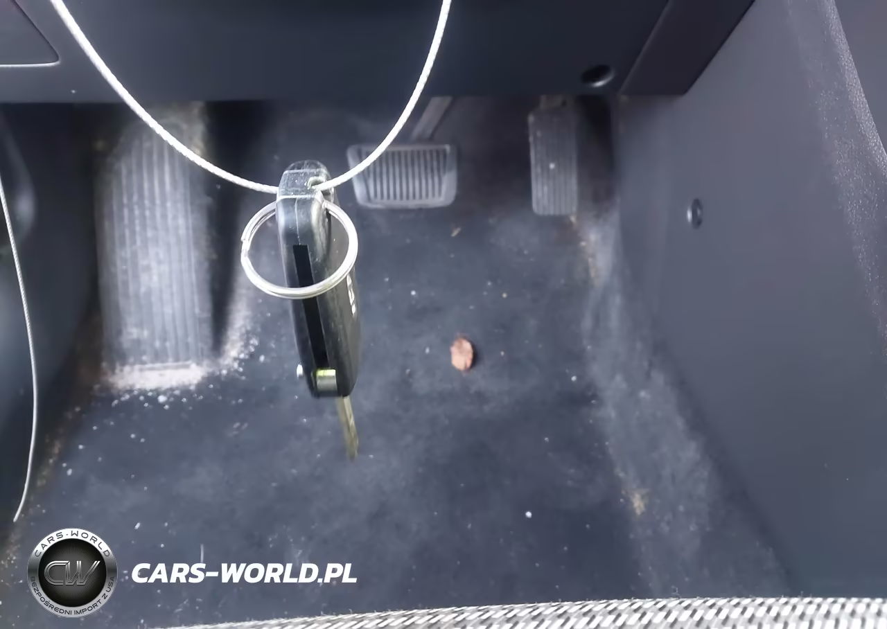 2019 Hyundai Kona Se VIN:KM8K12AA8KU293632 - 11