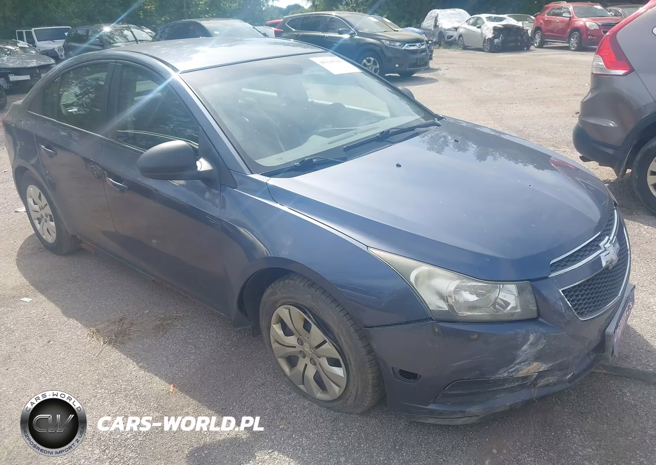 2013 Chevrolet Cruze Ls Auto