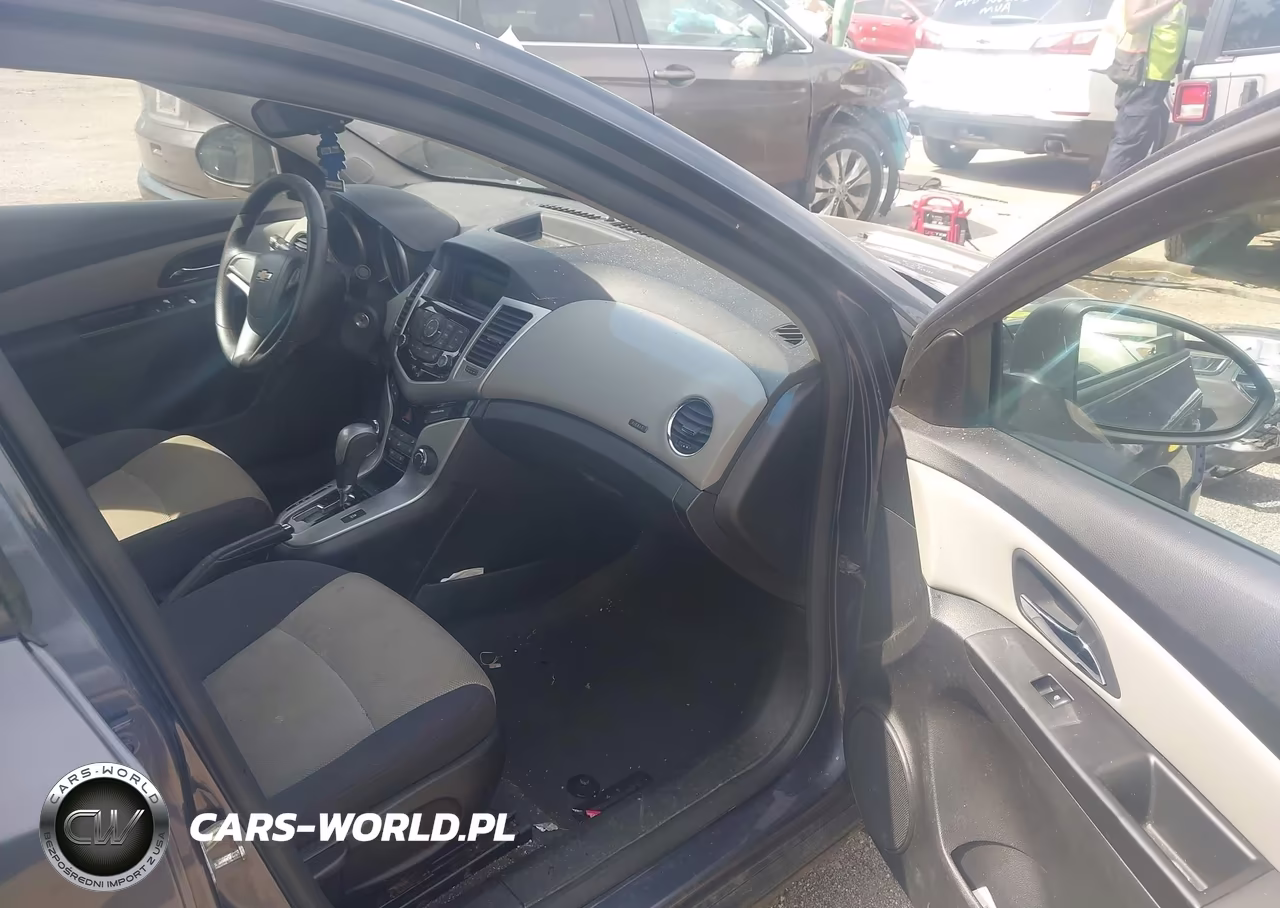 2013 Chevrolet Cruze Ls Auto VIN:1G1PA5SHXD7189564 - 5