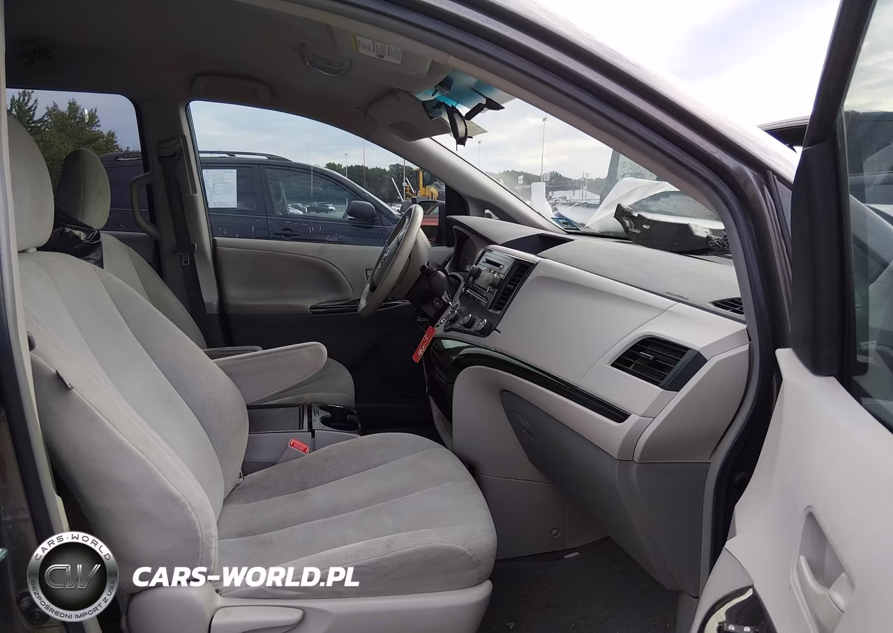 2014 Toyota Sienna L V6 7 Passenger VIN:5TDZK3DC3ES434831 - 5