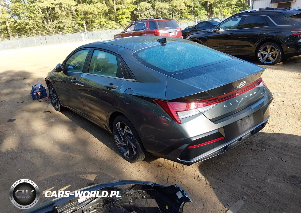 2025 Hyundai Elantra Hybrid Limited VIN:KMHLN4DJ3SU165637 - 3