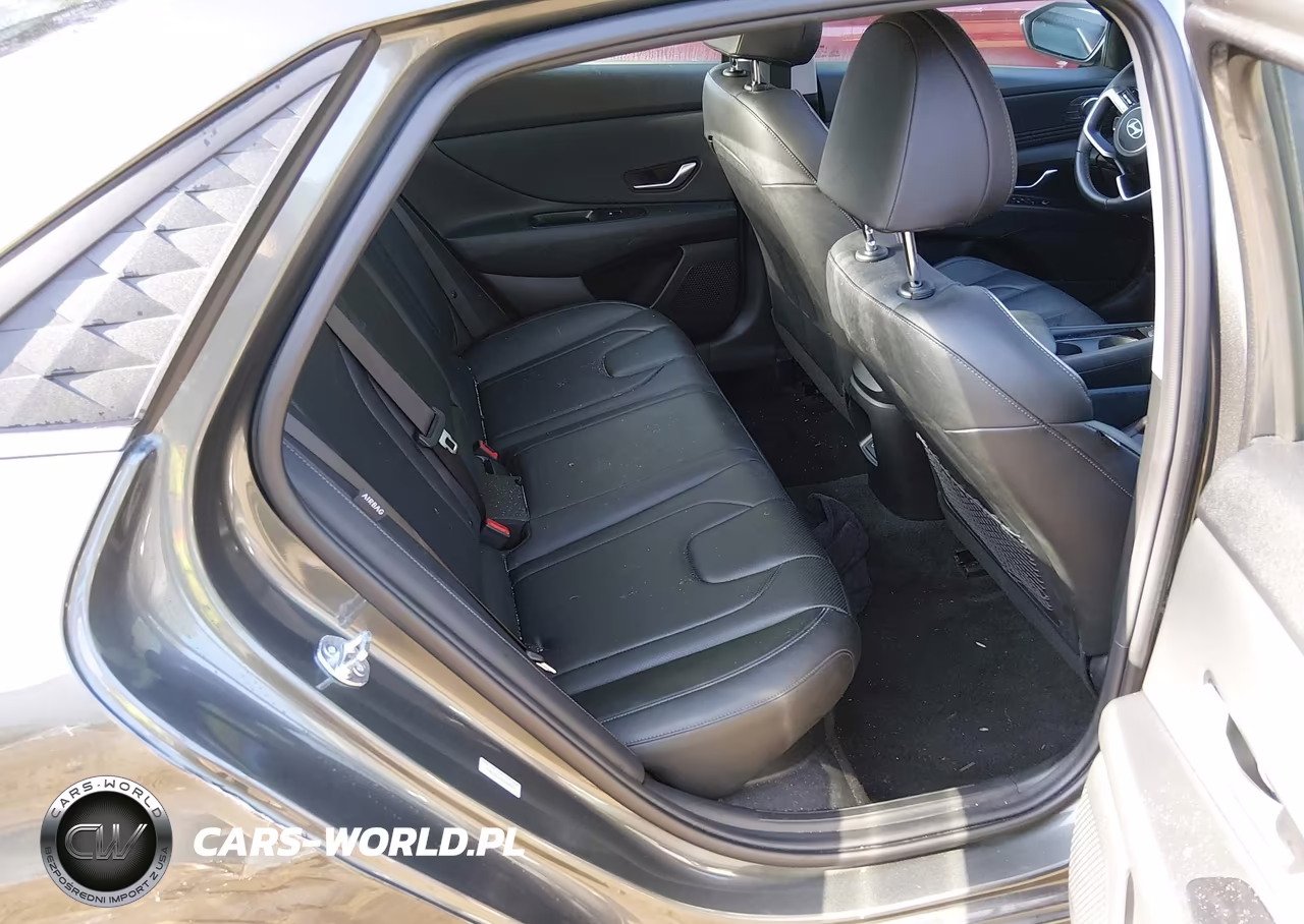 2025 Hyundai Elantra Hybrid Limited VIN:KMHLN4DJ3SU165637 - 8