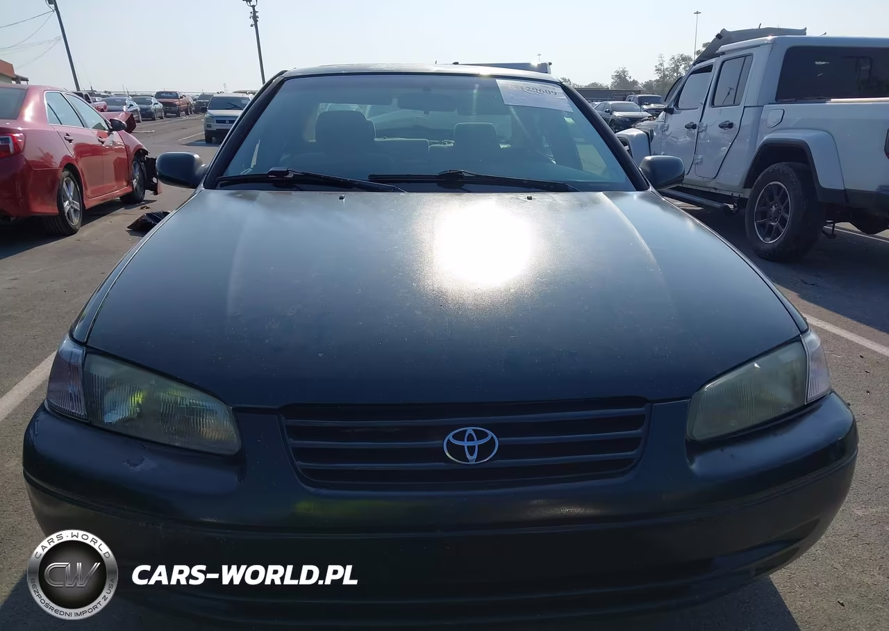 1999 Toyota Camry Le VIN:JT2BG22K4X0375648 - 12