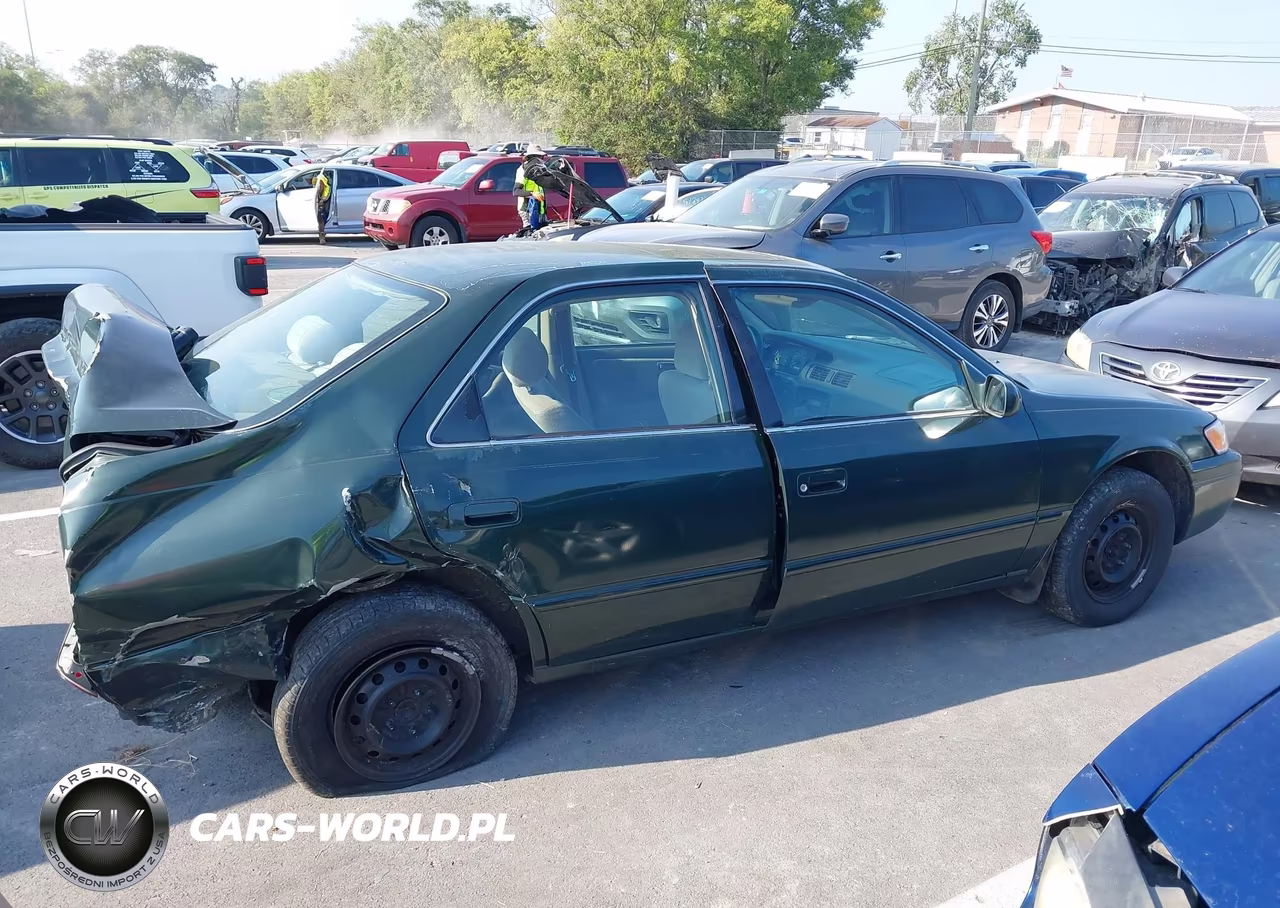 1999 Toyota Camry Le VIN:JT2BG22K4X0375648 - 13