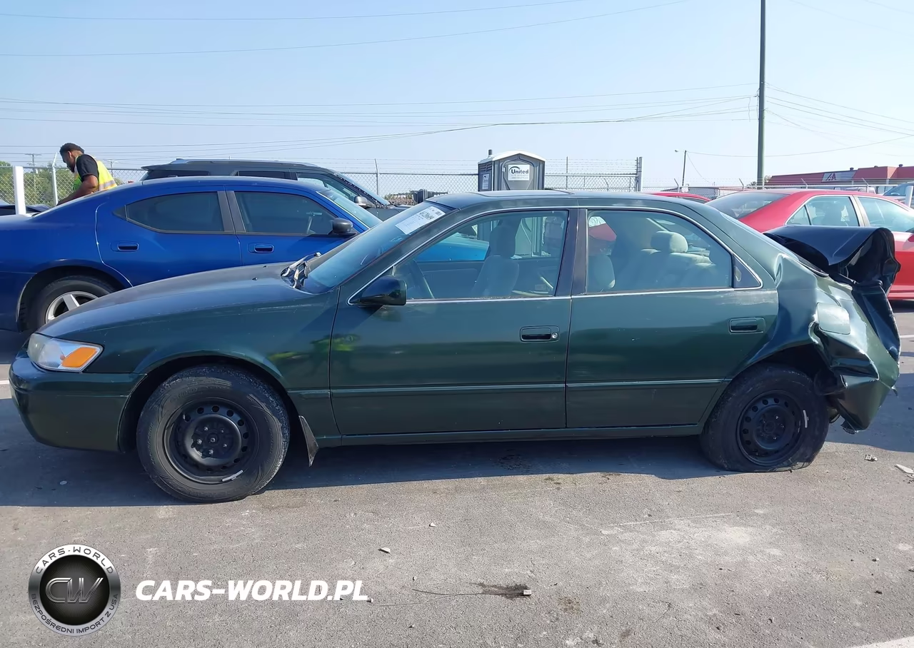 1999 Toyota Camry Le VIN:JT2BG22K4X0375648 - 14