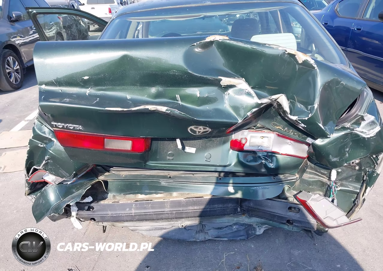 1999 Toyota Camry Le VIN:JT2BG22K4X0375648 - 6