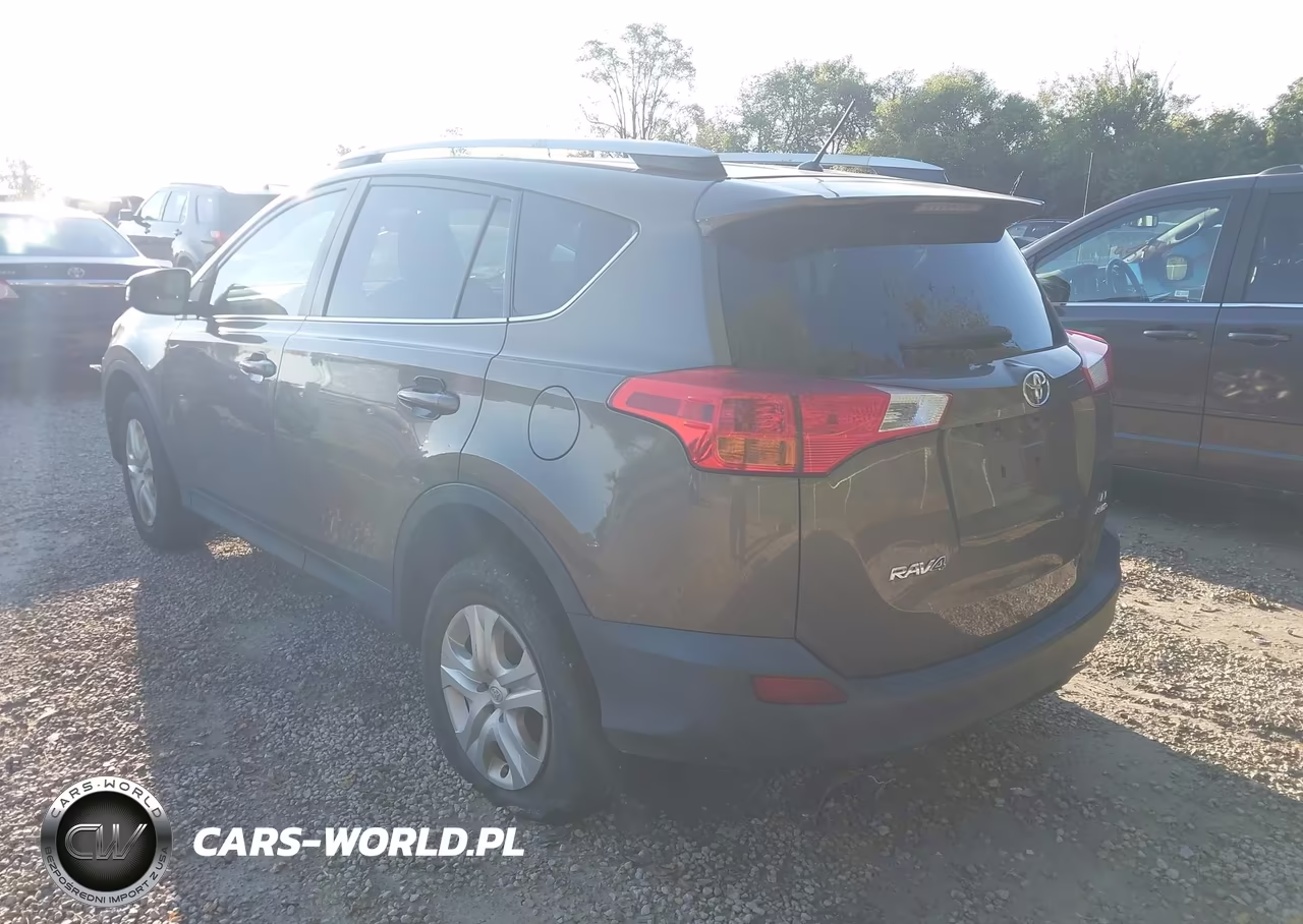 2015 Toyota Rav4 Le VIN:2T3BFREV7FW313437 - 3