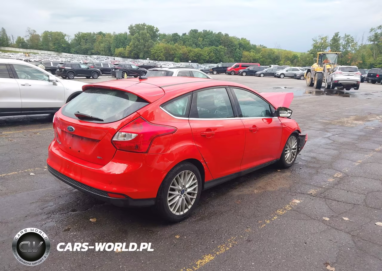 2012 Ford Focus Sel VIN:1FAHP3M2XCL200582 - 4