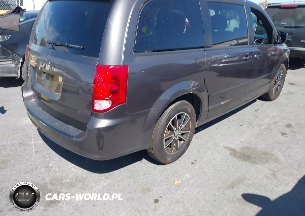 2015 Dodge Grand Caravan Sxt VIN:2C4RDGCG6FR624543 - 4