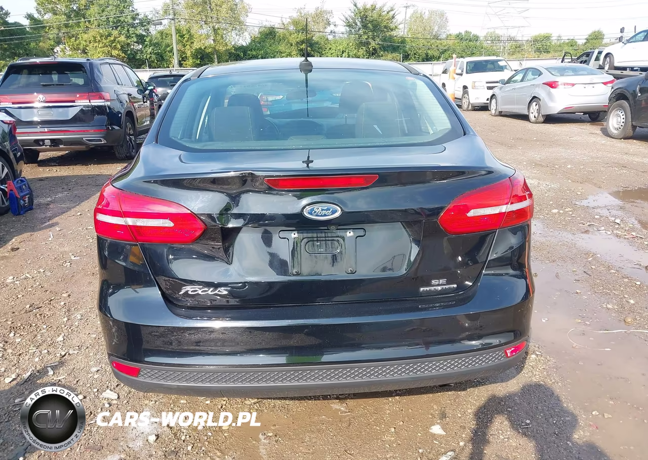 2016 Ford Focus Se VIN:1FADP3F28GL250463 - 16