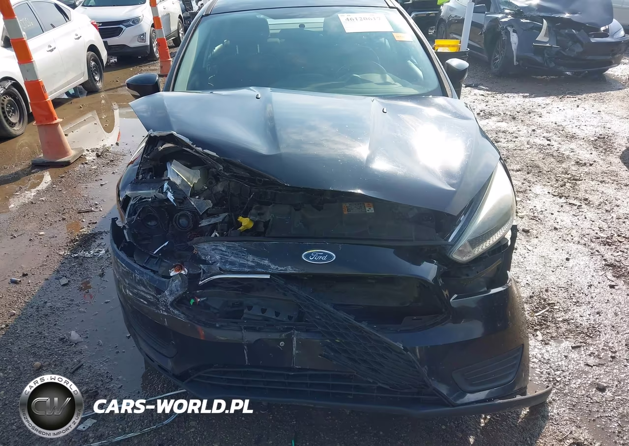 2016 Ford Focus Se VIN:1FADP3F28GL250463 - 6