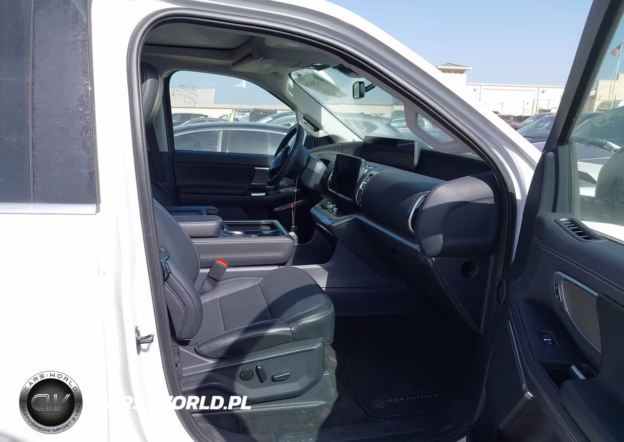2026 Ford Expedition Max Platinum Max VIN:1FMJK1M80TEA22782 - 5