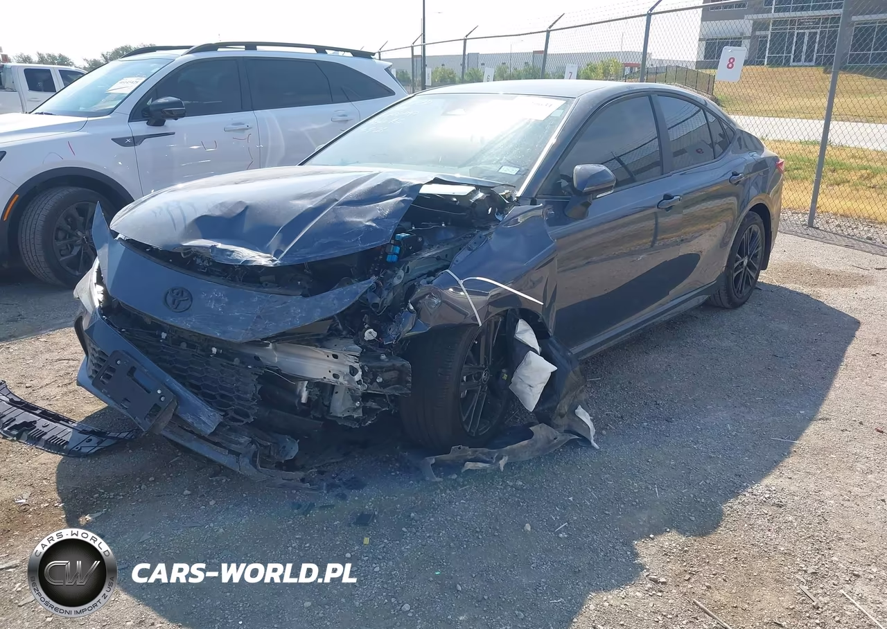 2026 Toyota Camry Se VIN:4T1DAACK0TU676992 - 2
