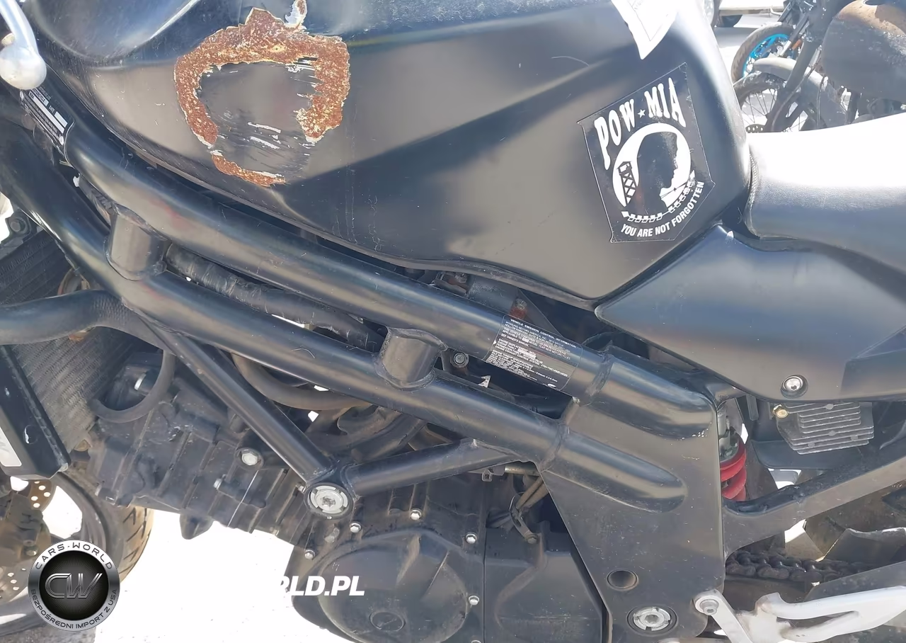 2011 Hyosung Gt650 R VIN:KM4MP5720B1200064 - 9