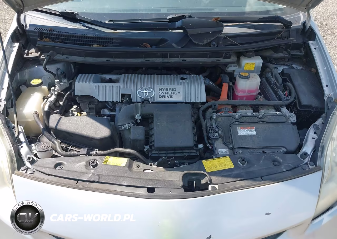 2013 Toyota Prius Three VIN:JTDKN3DU8D5587890 - 10