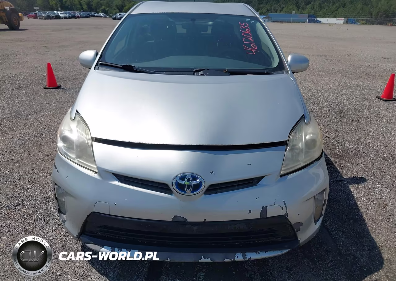 2013 Toyota Prius Three VIN:JTDKN3DU8D5587890 - 12