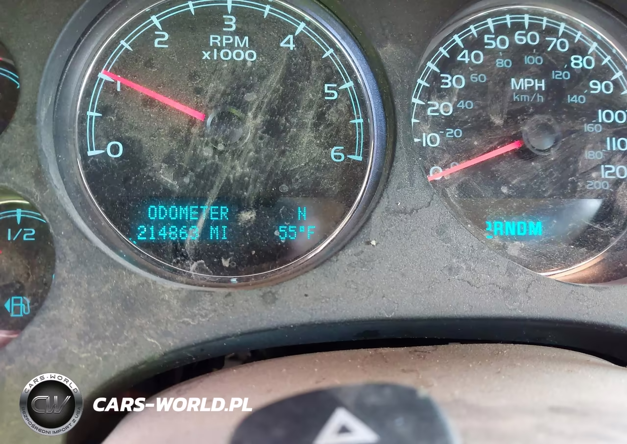 2010 Chevrolet Suburban 1500 Ltz VIN:1GNUKKE3XAR160109 - 15