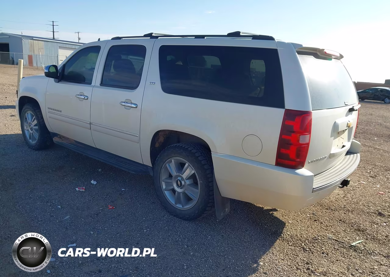 2010 Chevrolet Suburban 1500 Ltz VIN:1GNUKKE3XAR160109 - 3
