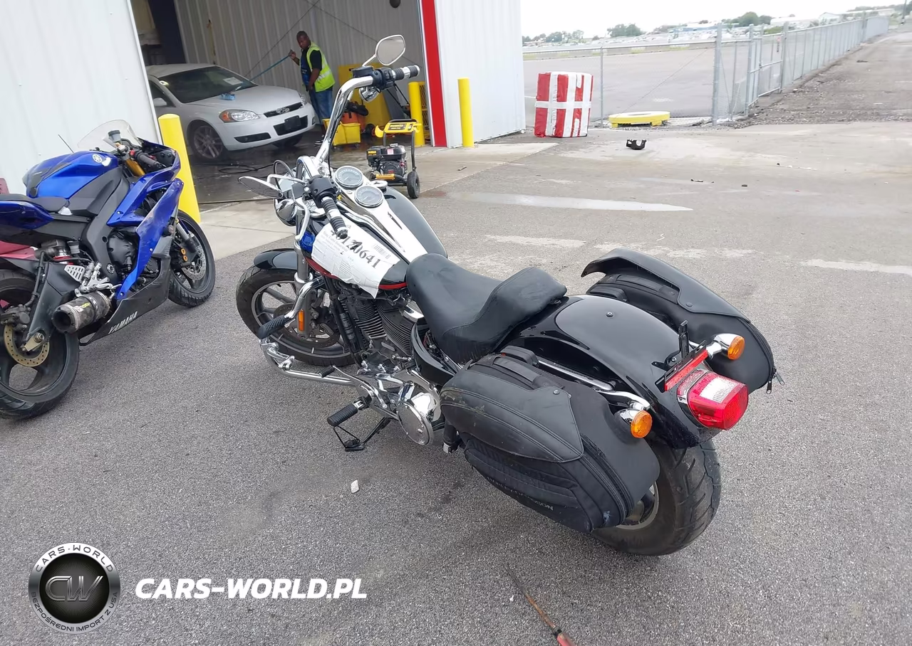 2019 Harley-Davidson Fxlr VIN:1HD1YNJ28KB062293 - 3